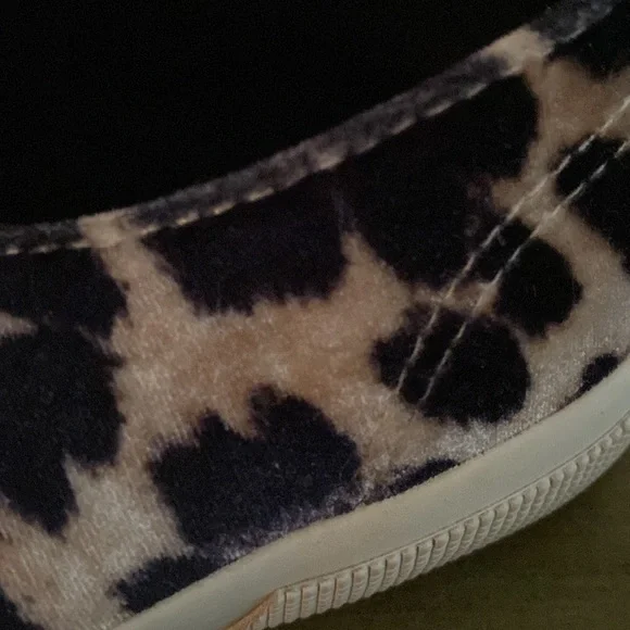 Superga leopard print sneakers. - Picture 4 of 9
